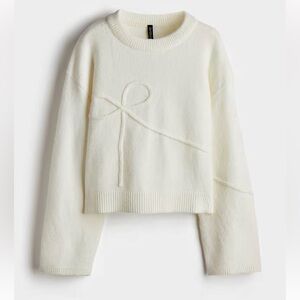 H&M NWT ivory off white bow knit sweater